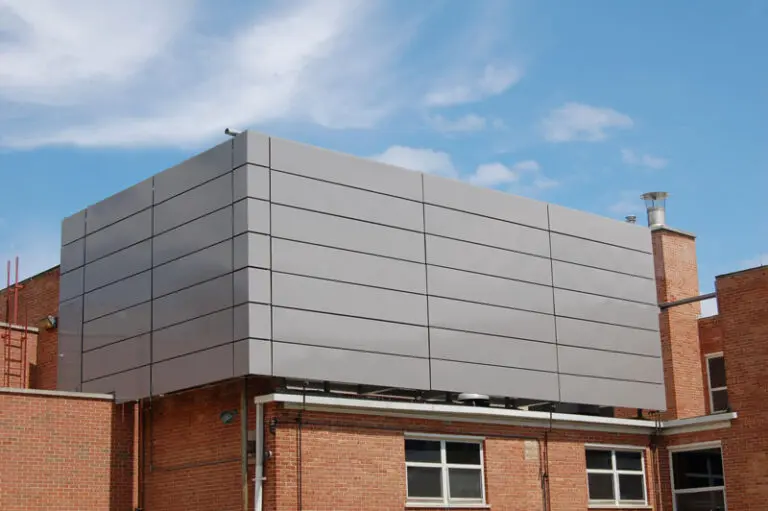 Metal Barrier Wall